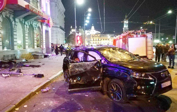 Харьковская трагедия: суд пересмотрит меру пресечения подозреваемым