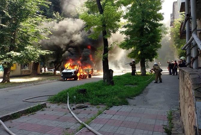 В Днепре прооперировали депутата, который пострадал при взрыве машины