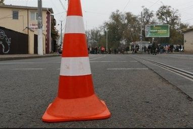 Жуткое ДТП в Запорожье: перевернулась маршрутка