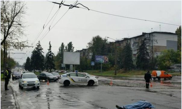 Спрыгнул с моста: в Запорожье мужчина свел счеты с жизнью