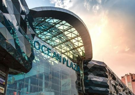 Активісти заблокували роботу столичного ТРЦ Ocean Plaza, відео