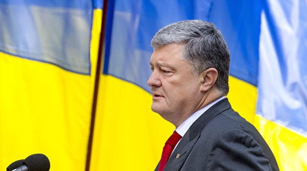 Россия применяет новую стратегию против Украины: Порошенко сделал заявление