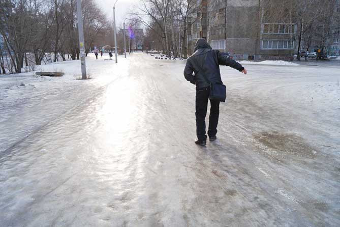 Травма в гололед: обзор судебных решений