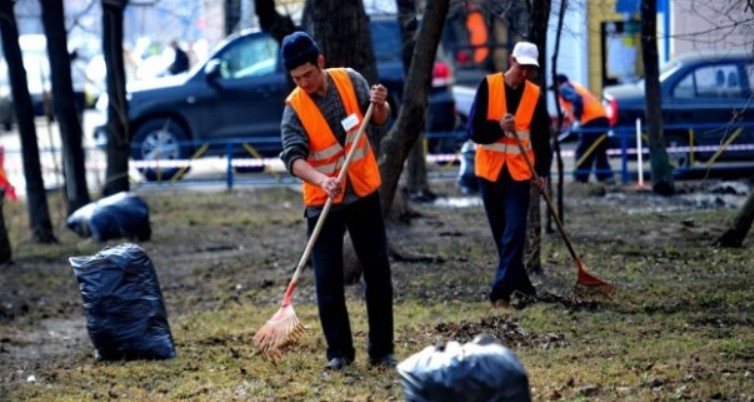 Депутатов хотят наказывать за прогулы