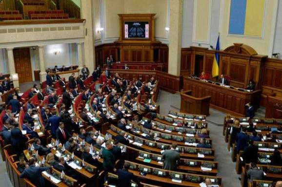 Рада відхилила зміну військових звань