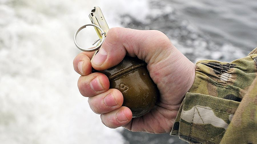 Копів закидали гранатами на Дніпропетровщині: з’явилися подробиці