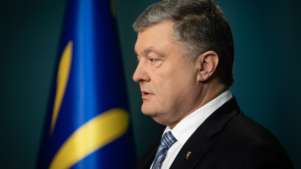 Выдача паспортов РФ жителям ОРДЛО: Порошенко сделал резкое заявление