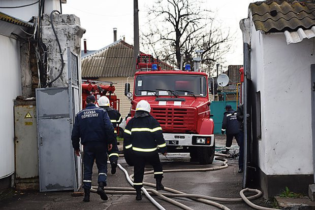 Двоє людей заживо згоріли в Києві: є подробиці