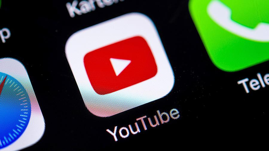 YouTube борется за права человека: сервис блокирует дискриминационные ролики