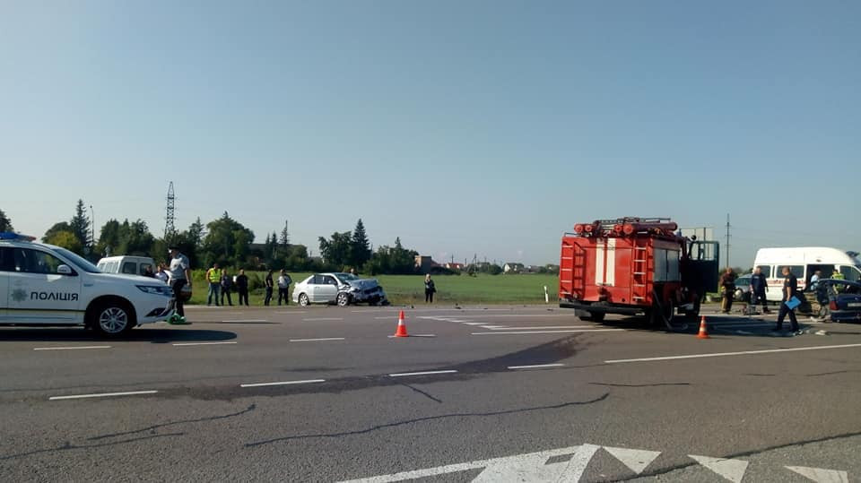 Смертельная авария под Львовом: трагически погиб ребенок