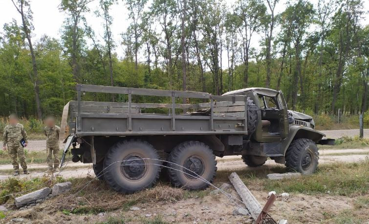 Смертельна ДТП на території військової частини: на Хмельниччині загинув солдат