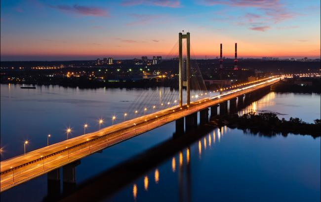 У столиці обмежать рух Південним мостом: коли і чи надовго