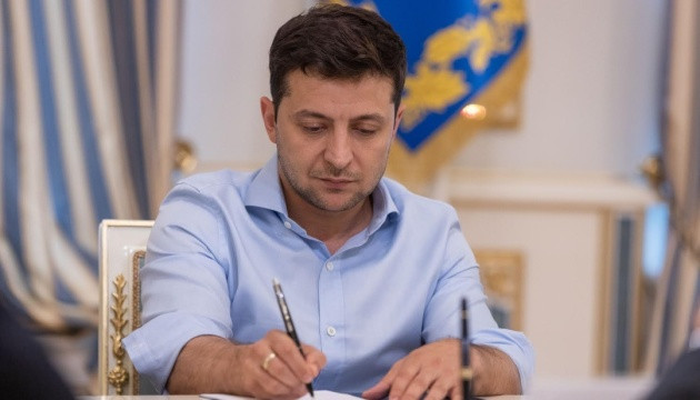 Закон про адаптацію до права Євросоюзу: Зеленський підписав документ