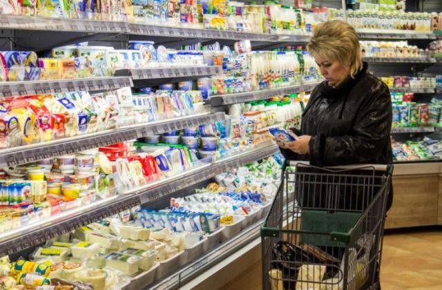 Йогурт із пліснявою: киян попереджають про зіпсовані продукти в магазинах