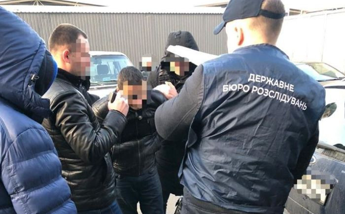 Вимагав хабарі від підприємців: силовики затримали підполковника