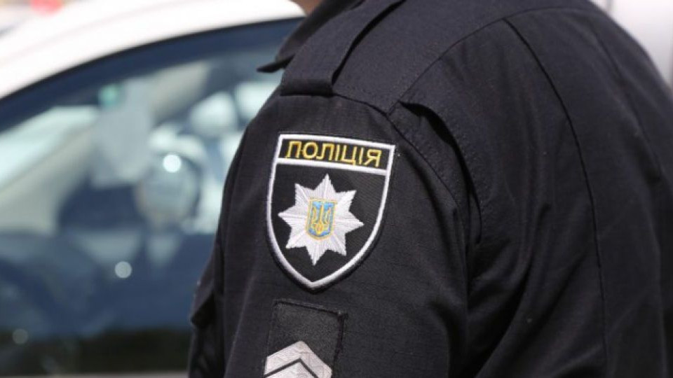 Помістила в яму і не випускала: під Києвом жінка знущалась із власного чоловіка