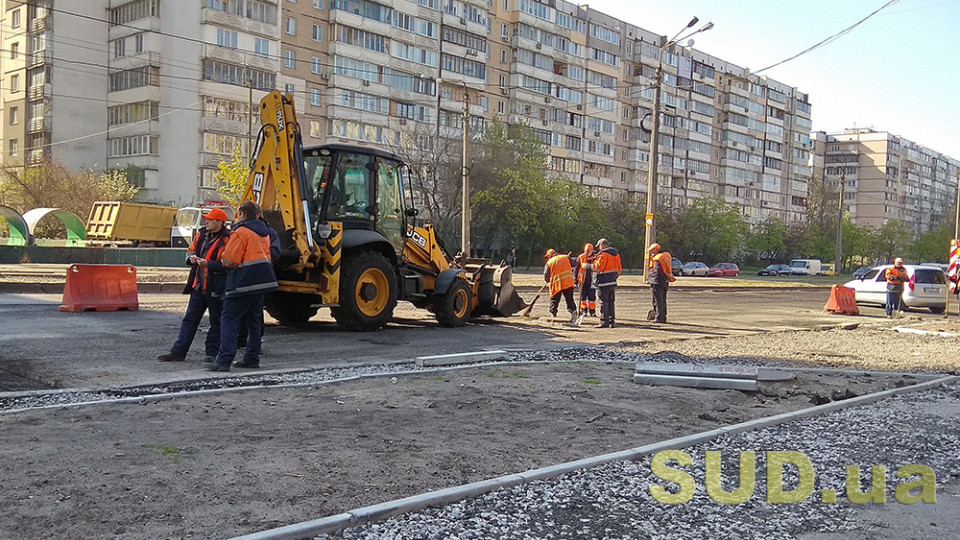 Будівництво та ремонт доріг: Денис Шмигаль обіцяє виділити додаткові кошти