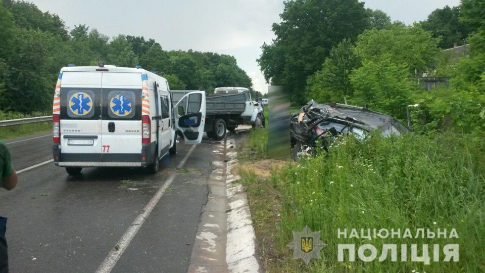 Моторошна аварія: внаслідок ДТП загинула дитина, фото