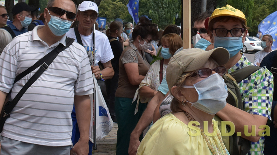 В Україні вперше виявили понад 9 тис. нових випадків Covid-19 за добу