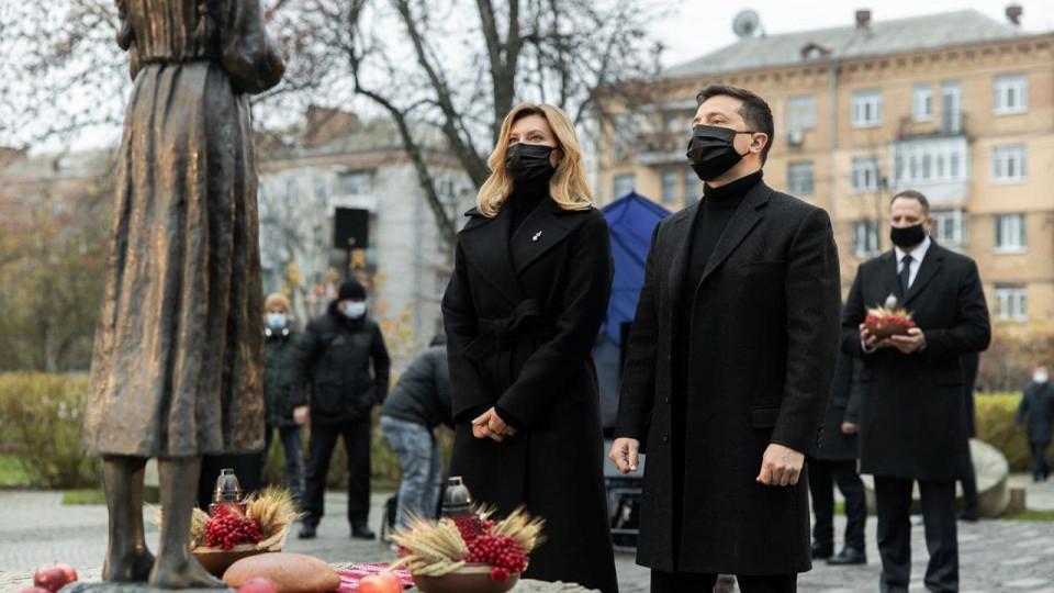 Зеленський доручив Кабміну виділити кошти на добудову музею Голодомору