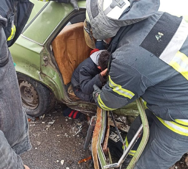 В Донецкой области в ДТП пострадали 6 человек, из них — 3 детей