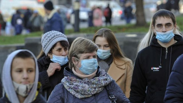 Вчені пояснили спад COVID в Україні