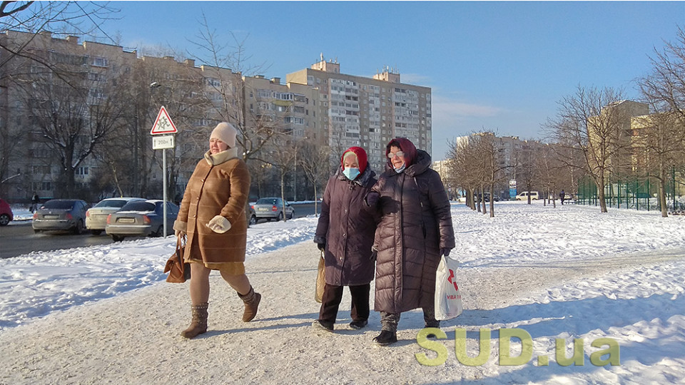 На другий день після початку вакцинації в Україні різко зросла кількість нових випадків COVID: статистика