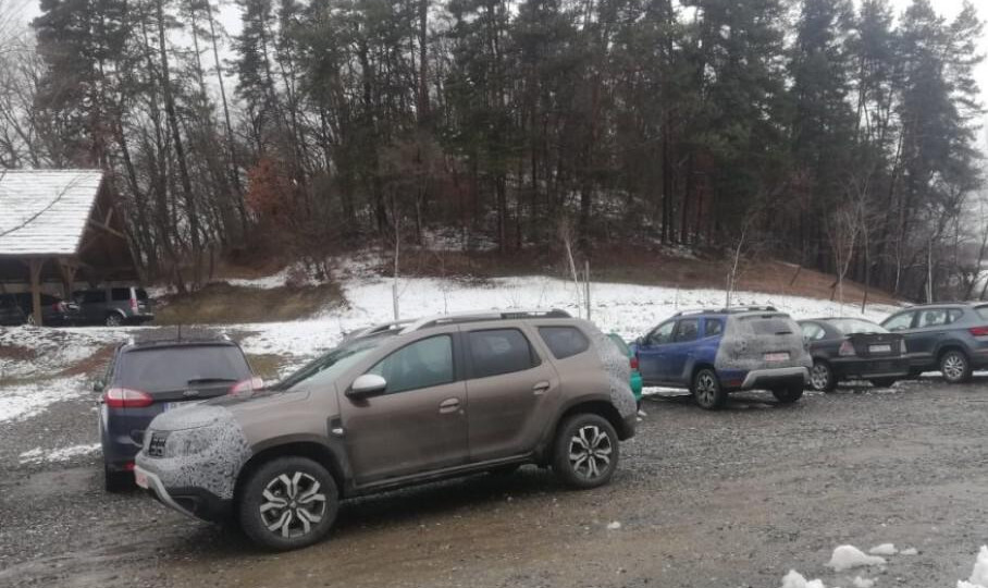 Dacia Duster может получить версию на семь мест, фото