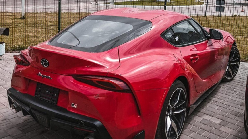 В Украине заметили новую Toyota Supra