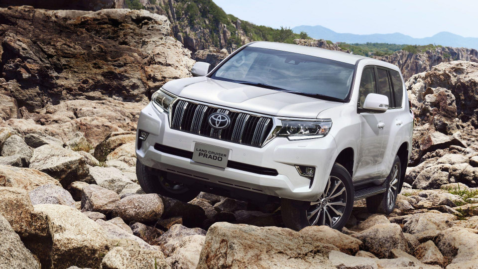 Когда ожидать новую Toyota Land Cruiser Prado: назвали дату