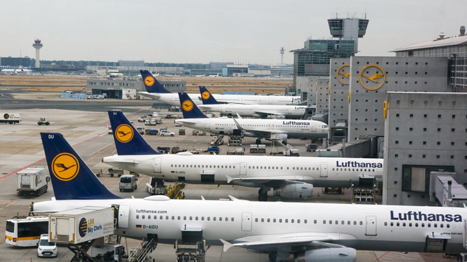 Lufthansa приостанавливает полеты в Киев с 21 февраля