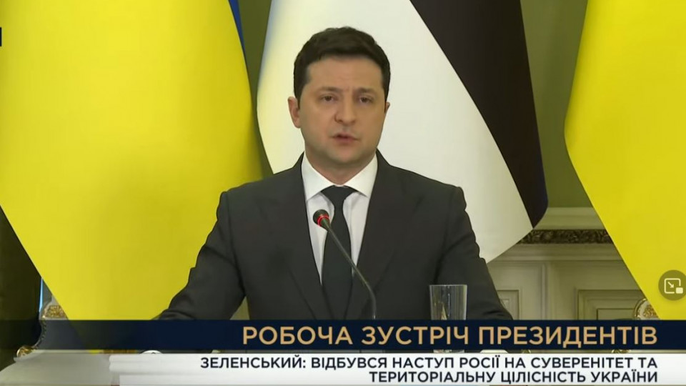 Зеленский о том, будут ли вводить военное положение в Украине: «Мы верим в то, что войны не будет»