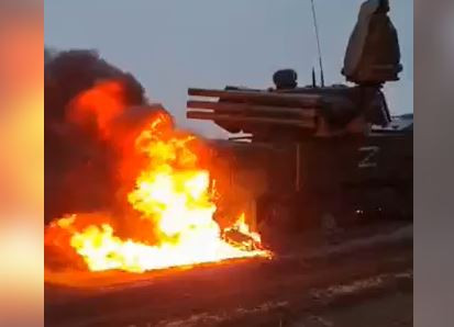 В Николаевской области подожгли вражескую технику, видео