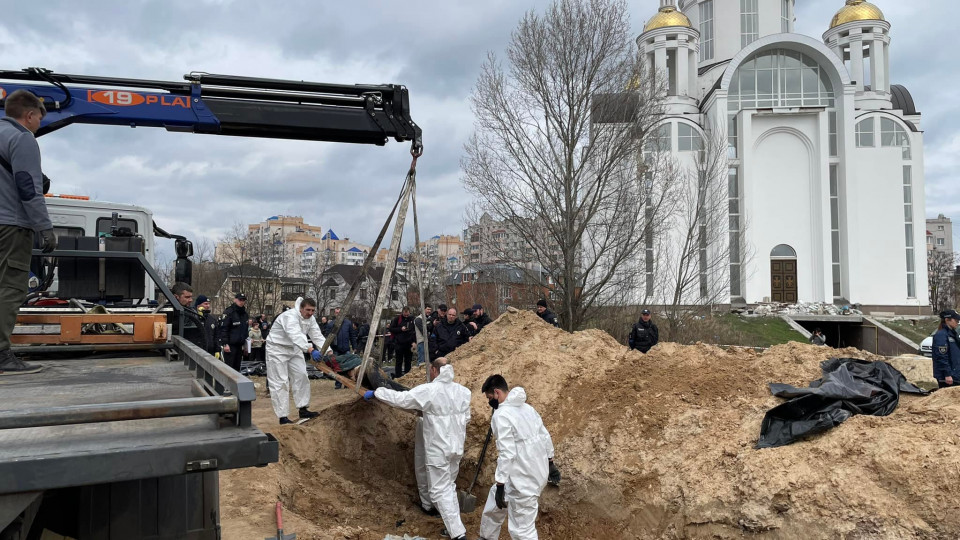 В Бучі почалася ексгумація тіл з місця масового тимчасового поховання, — Венедіктова