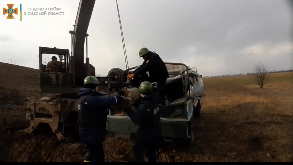 В Ірпені виявили потужну авіаційну бомбу: громадян закликали не ігнорувати повідомлення