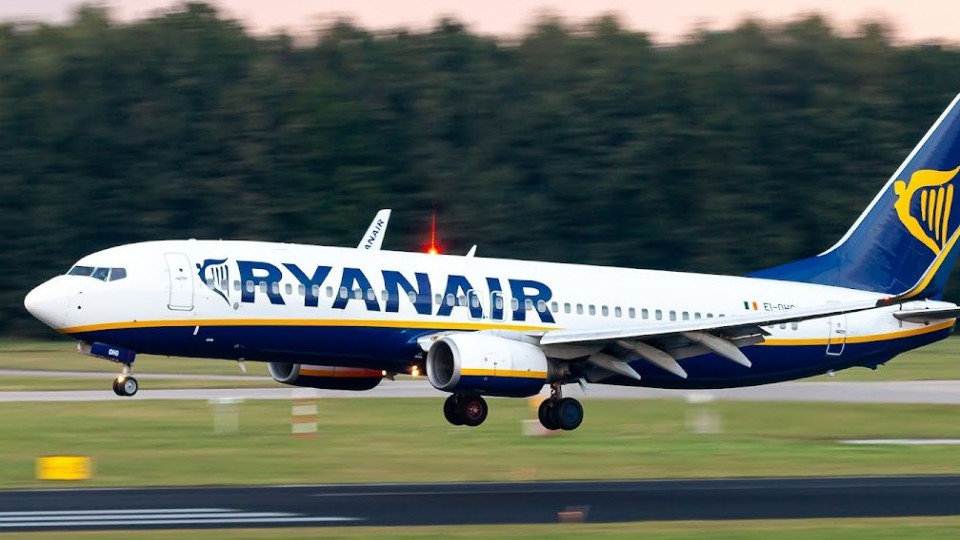 Лоукостер Ryanair решил отказаться от политики дешевых билетов: назвали причину