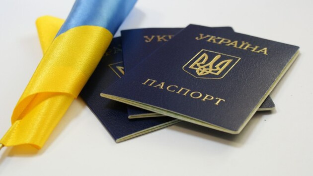 Кабмін зареєстрував у Раді законопроєкт про обов’язкові іспити для отримання українського громадянства