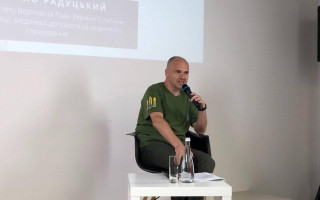 Радуцький: «Більшість медиків, хто виїхав до країн ЄС, не може там працевлаштуватись. Гадаю, що одразу по закінченню війни вони повернуться»