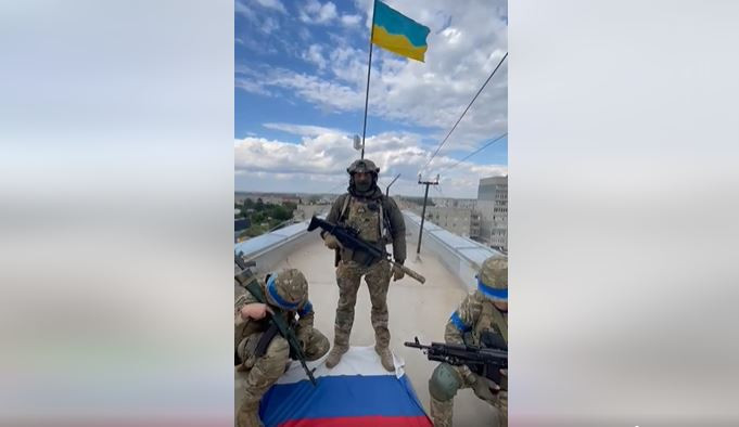 Теперь официально: украинские военные освободили Балаклею, видео