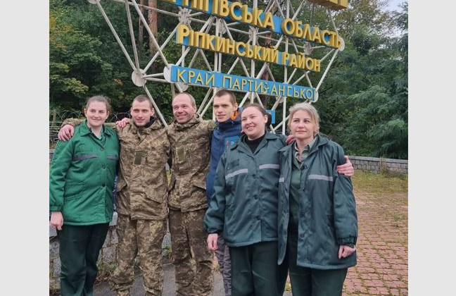 Украина освободила четырех морпехов и двух гражданских из плена, видео