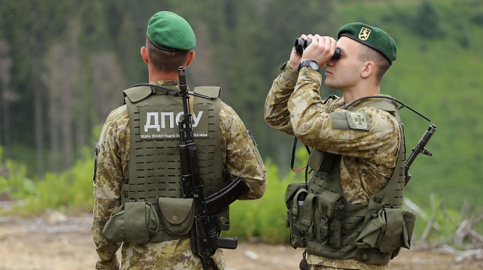 На Одещині затримали угруповання, яке за 5 тисяч доларів переправляло чоловіків до Молдови