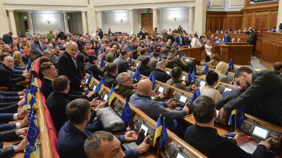 Керівництво парламенту хоче ускладнити блокування депутатами ухвалених Радою законів