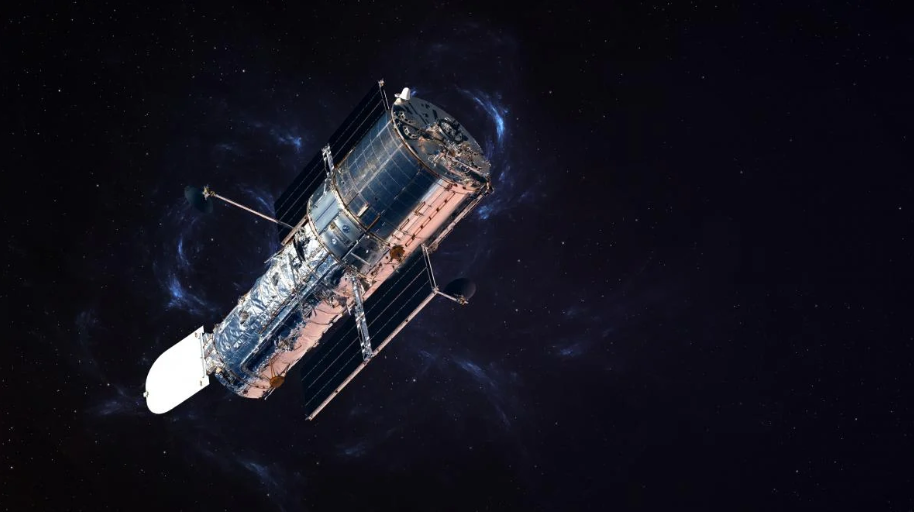 Hubble показал звездное скопление в созвездии Стрельца: яркое фото