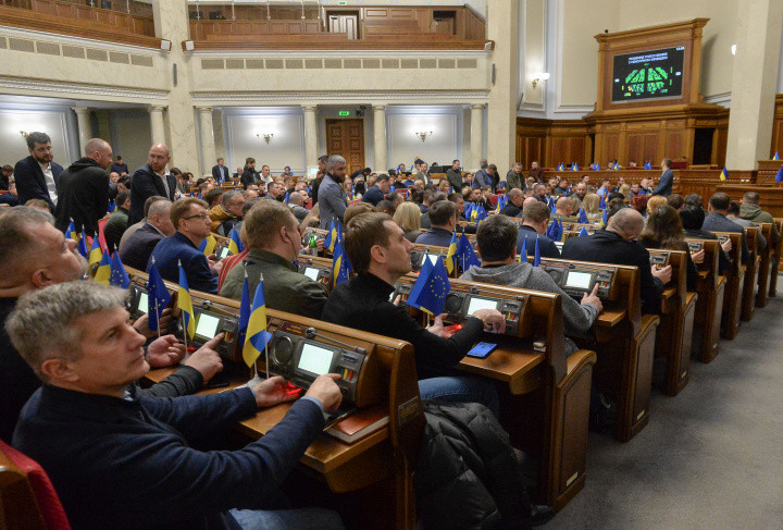 Депутати у відповідь на призначення послом фахівчині з сексології хочуть посилити вимоги до майбутніх послів