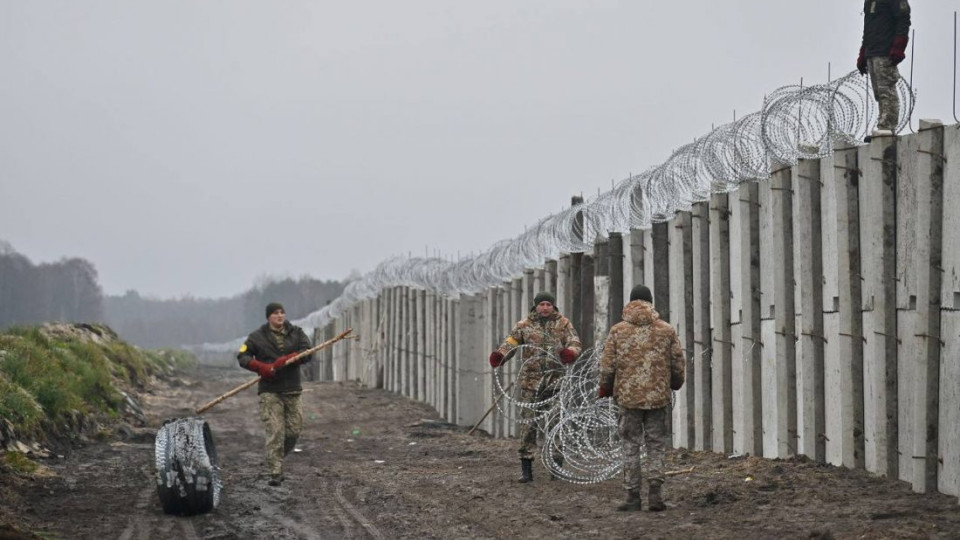 Гражданам запрещено свободное передвижение на границе с РФ и Беларусью – вступил в силу закон