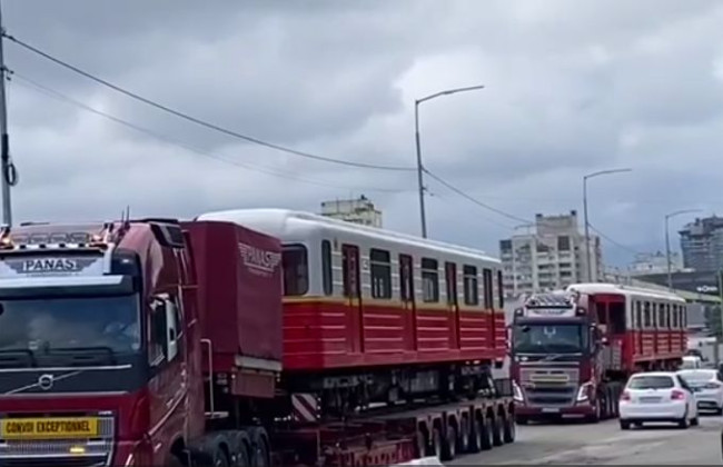 Киевский метрополитен получил очередные вагоны из Польши, видео