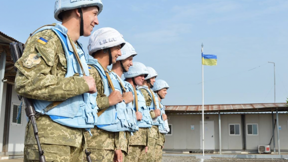 Право на получение единовременной денежной помощи лицом, участвовавшим в Украине в миротворческой миссии, - позиция Верховного Суда