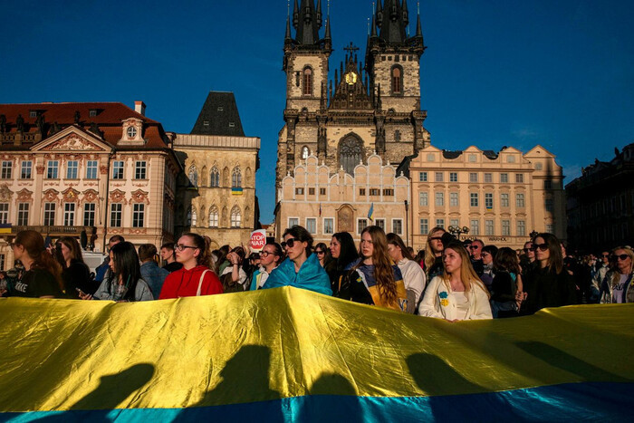 Чехия продлит временную защиту для украинских беженцев до конца марта 2025 года