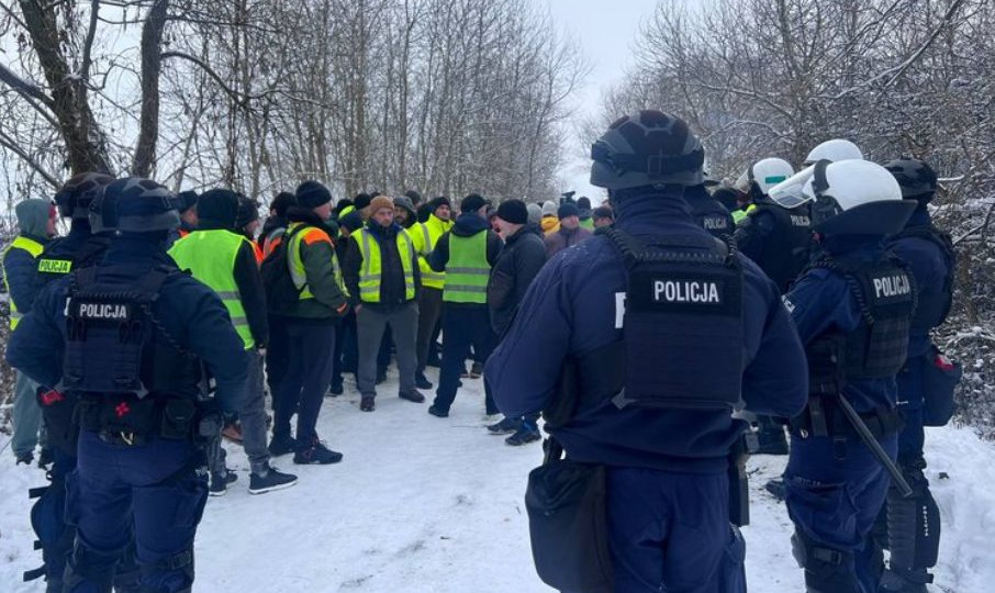 Українські водії оголосили голодування через блокаду польського кордону