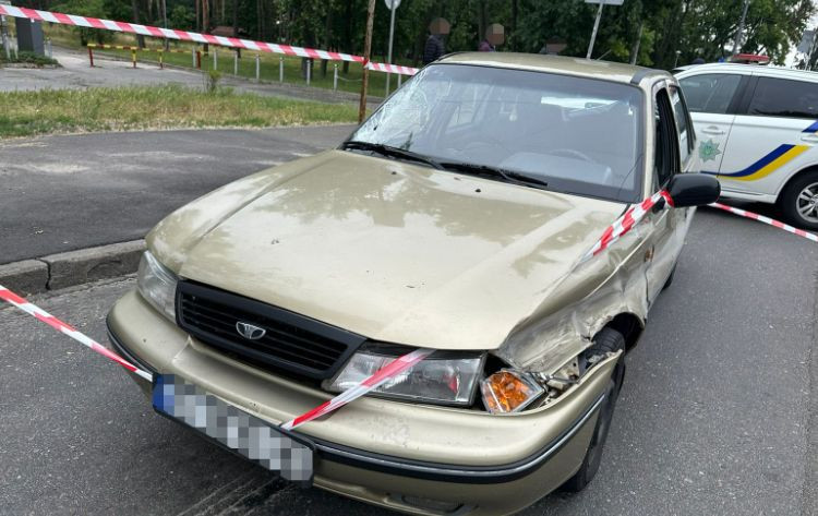 Іноземець, який у Києві збив хлопчика на велосипеді, постав перед судом